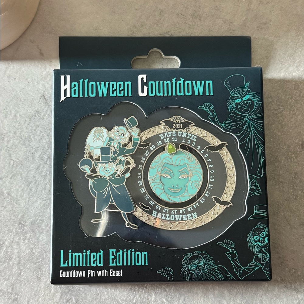 Disneys Haunted Mansion Pin Halloween Countdown Limited Edition Pin